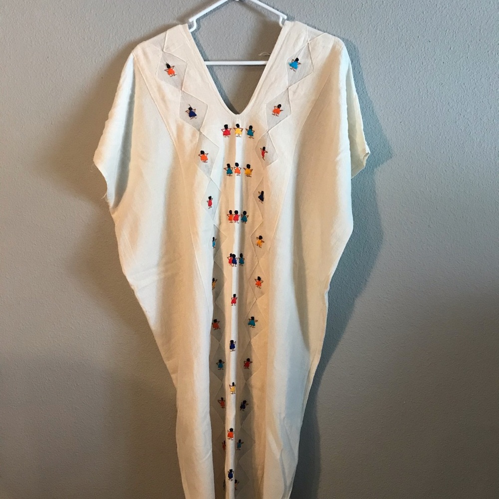 Manta Dress with Embroidered Little Women